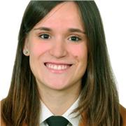 Profesora de secundaria y bachillerato, ofrece clases de refuerzo para la materia específica de Dibujo Técnico